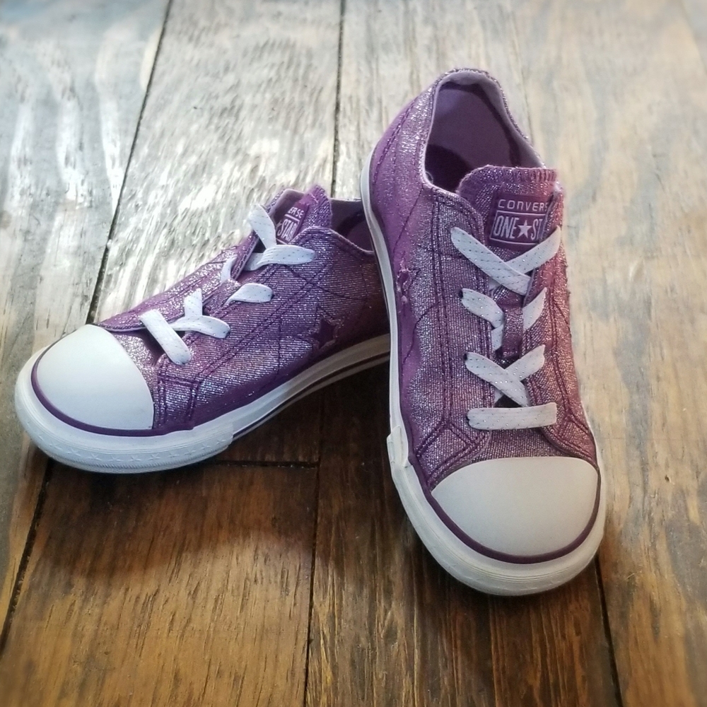 Purple glitter Converse One Star